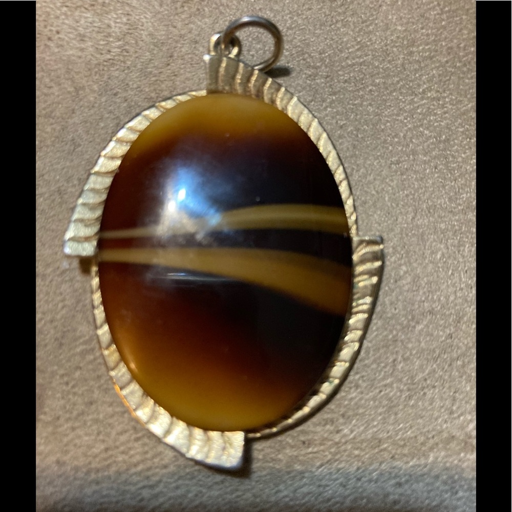 Vintage Sarah Coventry tiger eye pendant
